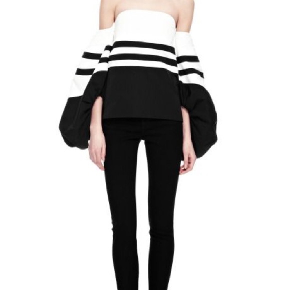 Balloon-Sleeve Top
